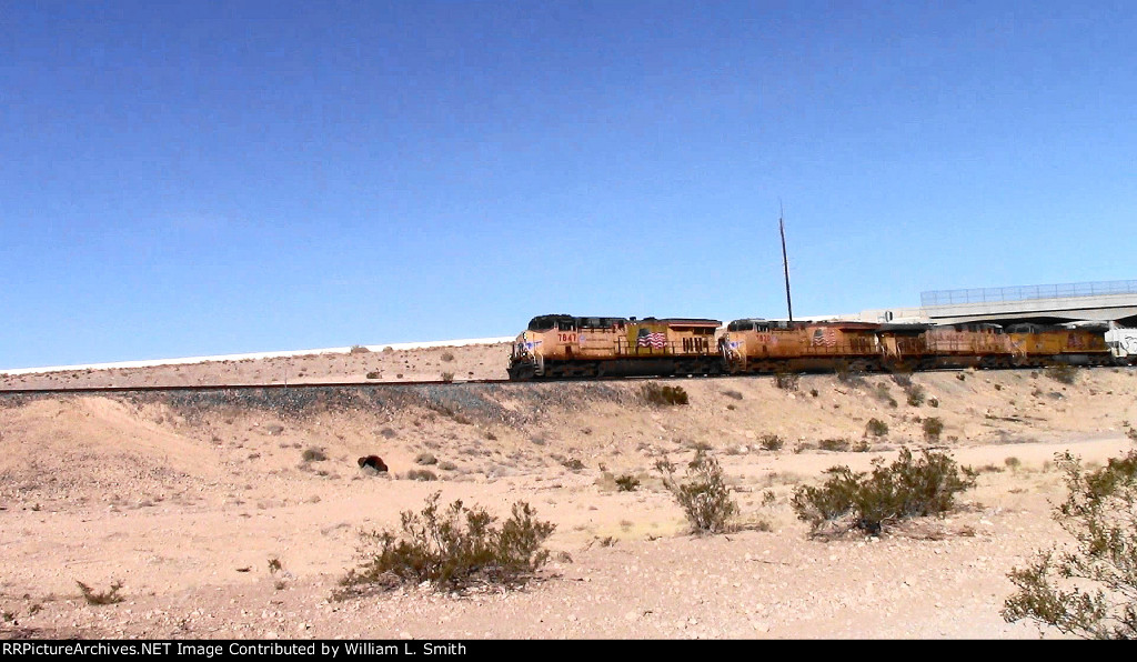 WB Manifest Frt at Erie NV W-Mid Trn Slv -1